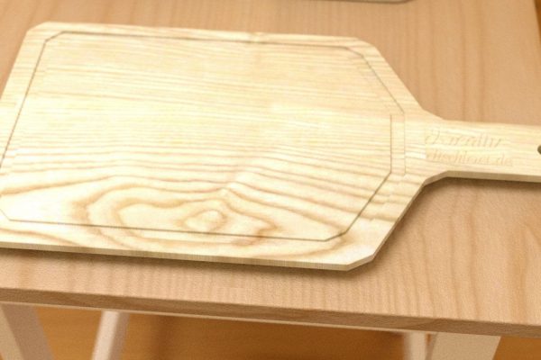 Schneidebrett Schneidbrett aus Holz Massivholz Esche NEU