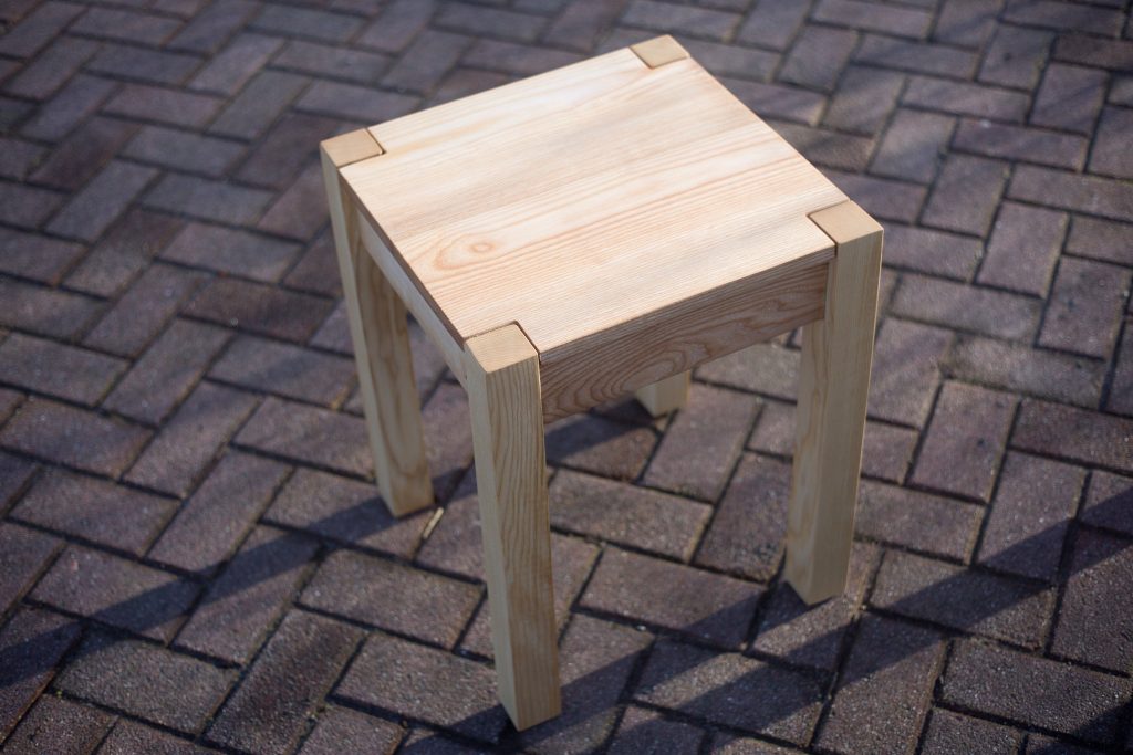 Hocker Sitzhocker aus Holz, Hartholz, Esche, stabil, geölt NEU